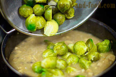 Brussels sprouts na may mushroom