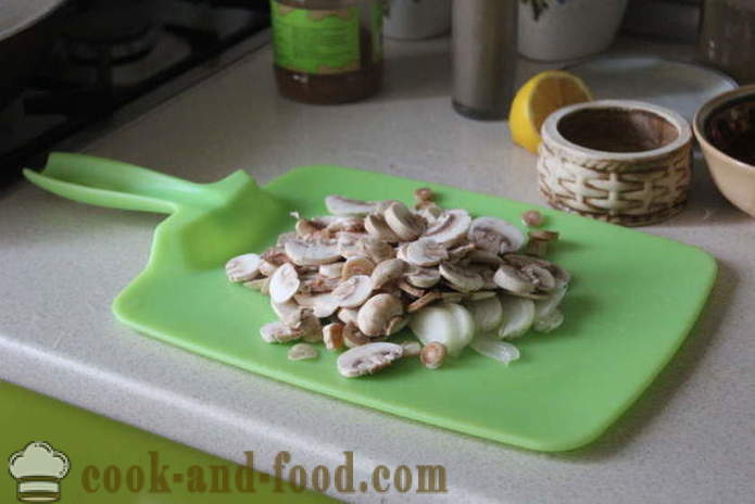 Tasty nilagang baka - parehong masarap magluto nilagang baka na may mushroom, isang hakbang-hakbang recipe litrato