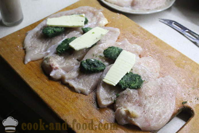Homemade chicken roll pinalamanan na may spinach - kung paano gumawa ng roll ng dibdib ng manok sa oven, na may isang hakbang-hakbang recipe litrato