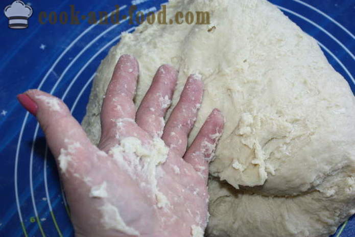 Tasty Butter lebadura kuwarta - kung paano gumawa ng isang rich, malago, matamis lebadura kuwarta para sa buns at cake, isang hakbang-hakbang recipe litrato