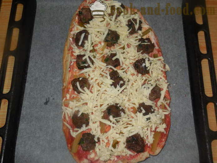 Lazy makapal na pita pizza sa oven - kung paano magluto mula sa mga tapos nang pita pizza, isang hakbang-hakbang recipe litrato