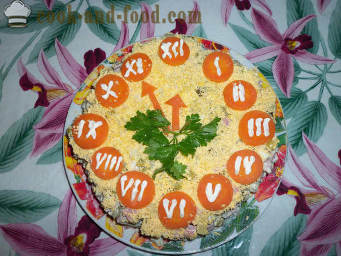 Salad Christmas Clock - Paano gumawa ng isang salad sa Bisperas ng Bagong Taon, ang isang hakbang-hakbang recipe litrato
