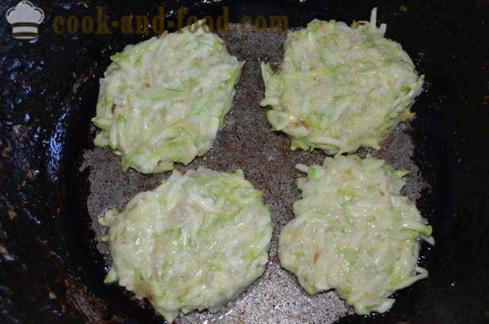 Simple fritters ng pipino o courgette - kung paano magluto kalabasa fritters, ang isang hakbang-hakbang recipe litrato