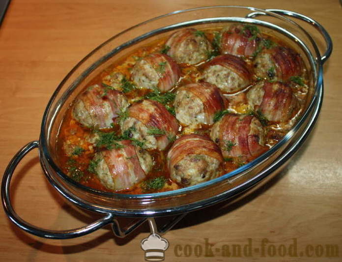 Masarap meatballs sa oven na may sauce ng gulay - kung paano magluto meatballs sa isang sauce ng gulay, ang isang hakbang-hakbang recipe litrato