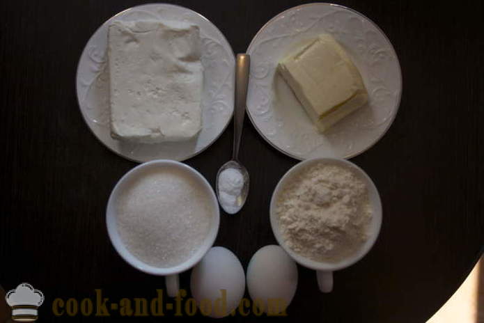 Keso muffins sa silicone molds - kung paano maghurno isang cheese cake sa oven, na may isang hakbang-hakbang recipe litrato