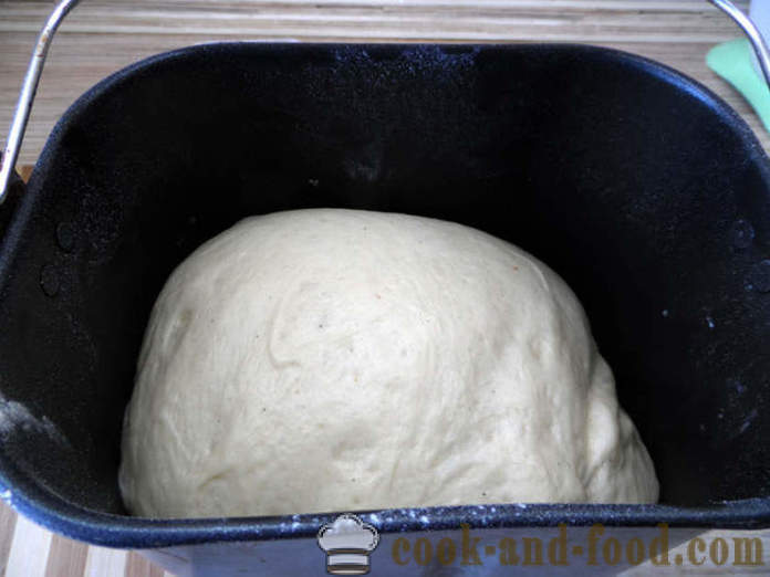 Yeast roll na may keso - kung paano magluto orihinal na meryenda, hakbang-hakbang recipe litrato