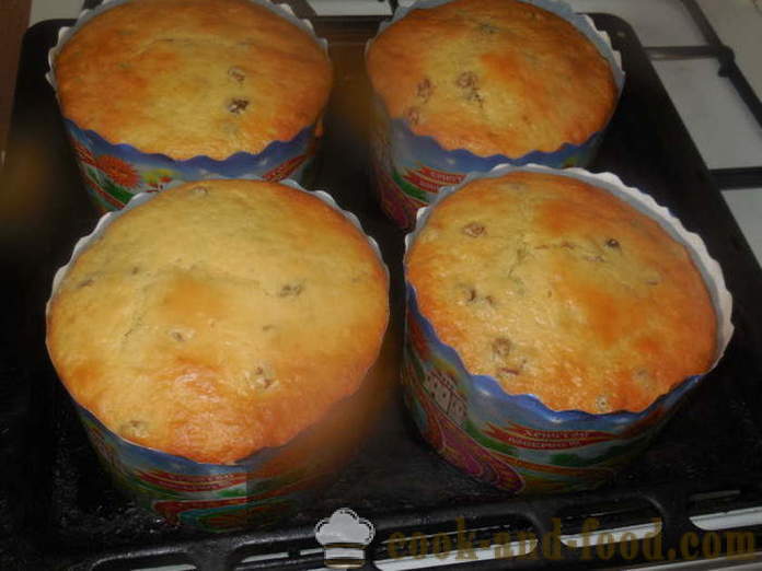 Lazy cake mula sa mga likido walang pagmamasa lebadura kuwarta - kung paano maghurno isang cake ng humampas, ang isang hakbang-hakbang recipe litrato