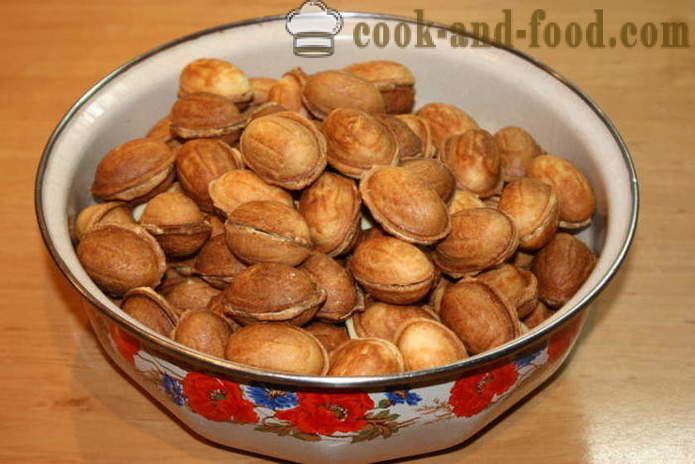 Cookies Nuts bilang isang bata - kung paano gumawa ng cookies na may condensed nuts gatas, old hakbang-hakbang recipe litrato