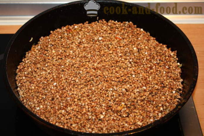 Masarap guhuin bakwit na may kintsay garnish - kung paano magluto ng masarap na buckwheat garnish, ang isang hakbang-hakbang recipe litrato