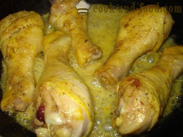 Chicken baketa sa toyo - parehong masarap magluto drumsticks manok sa isang kawali, isang hakbang-hakbang recipe litrato