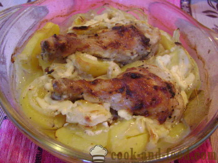 Chicken drumsticks na may patatas sa oven - kung paano magluto ng masarap na panambol manok na may patatas, isang hakbang-hakbang recipe litrato