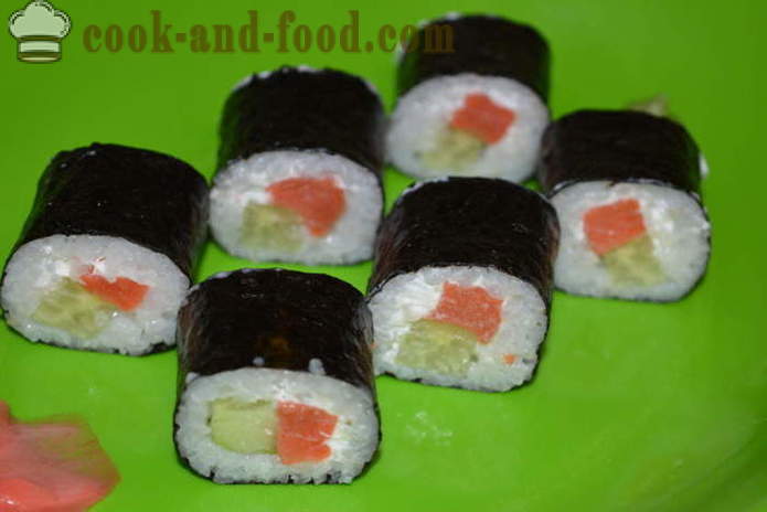 Sushi roll na may pulang isda, keso at pipino - kung paano gumawa ng roll sa bahay, hakbang-hakbang recipe litrato