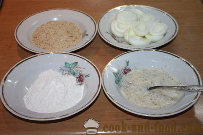 Egg pritong in breadcrumbs, pinalamanan na may atay ng manok - kung paano magluto itlog, breaded, na may isang hakbang-hakbang recipe litrato