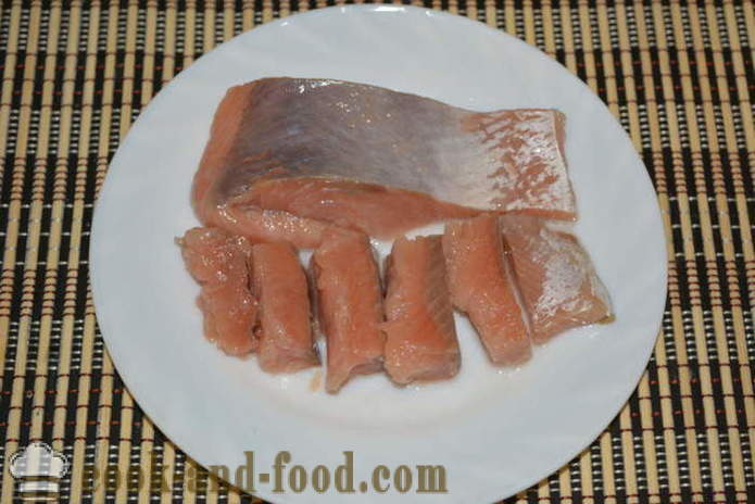 Pink salmon alat na ng Atlantic salmon - parehong masarap na atsara pink salmon sa bahay, hakbang-hakbang recipe litrato