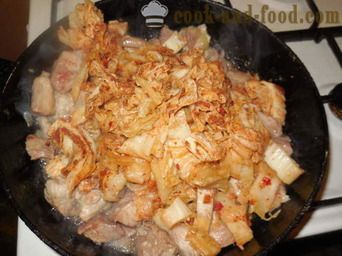 Pork na may kimchi sa Korean - kimchi bilang magprito ng karne, ang isang hakbang-hakbang recipe litrato