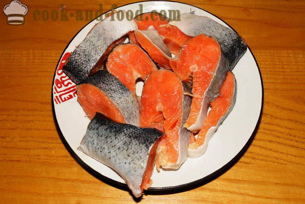 Salmon niluto sa hurno - bilang isang masarap na salmon maghurno sa hurno sa manggas, poshagovіy recipe na may larawan