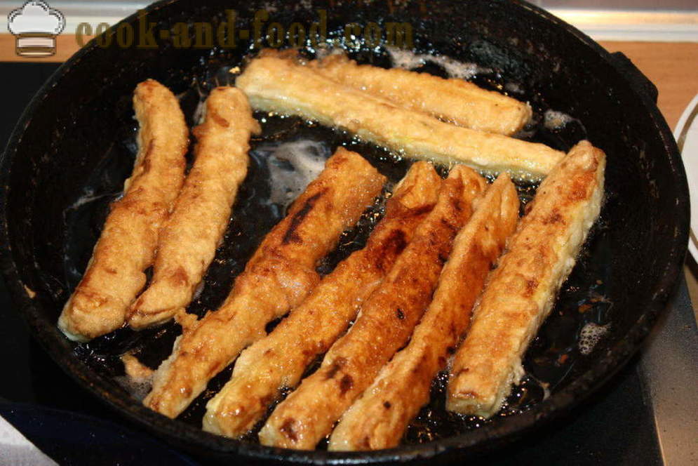 Courgettes sa humampas - kung paano magluto pipino sa batter sa kawali, isang hakbang-hakbang recipe litrato