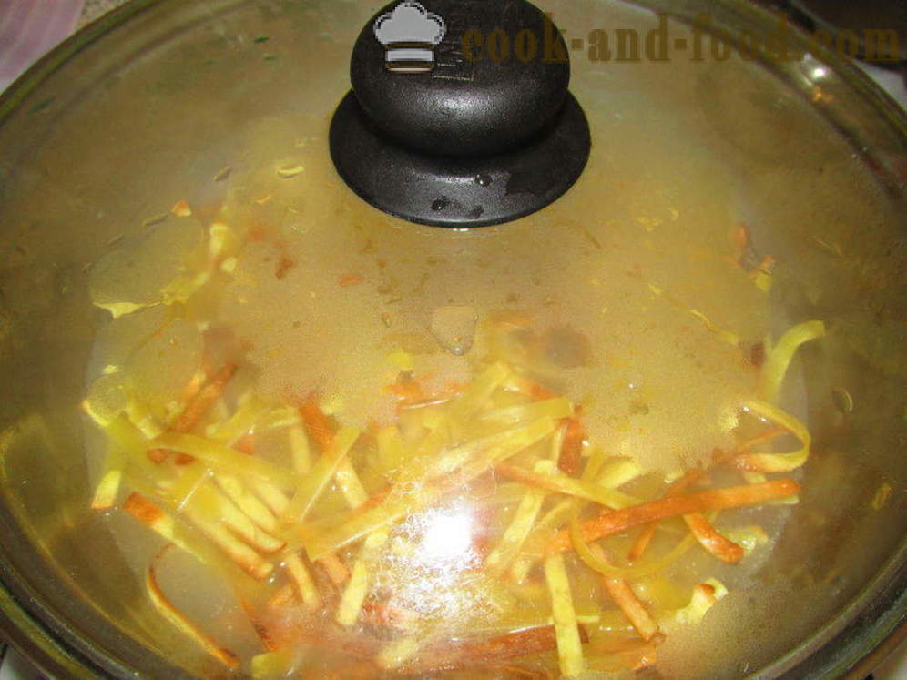 Fried noodles sa pan - bilang masarap na magprito ng noodles sa pan, ang isang hakbang-hakbang recipe litrato