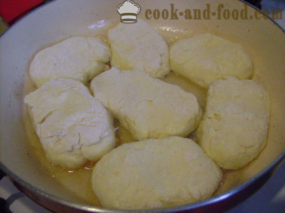 Curd cheese cake na walang baking soda - kung paano gumawa ng keso pancake keso sa isang pan Pagprito, ang isang hakbang-hakbang recipe litrato