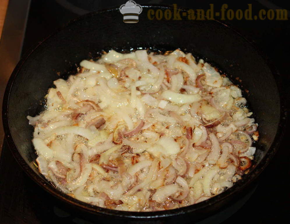 Lutong patatas na may kabute sa cream sauce - kung paano magluto patatas na may mushroom sa hurno, na may isang hakbang-hakbang recipe litrato