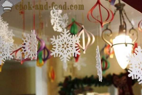 Christmas dekorasyon 2017 - New Year palamuti mga ideya sa kanilang mga kamay sa mga taon ng Fire red rooster sa eastern kalendaryo