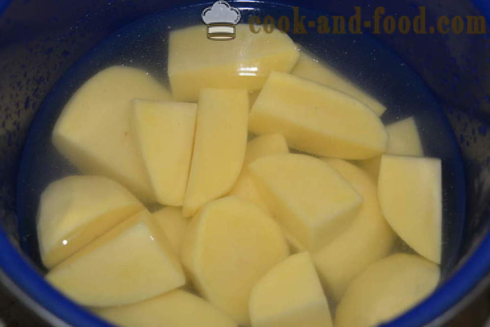 Patatas na sopas na may croutons at salami - kung paano gumawa ng sopas mula sa isang patatas, isang hakbang-hakbang recipe litrato