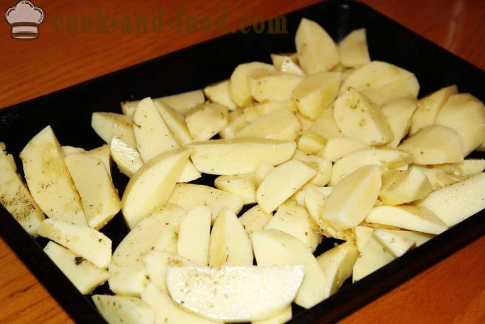 Patatas inihurnong sa hurno - tulad ng lutong hiwa patatas sa oven, na may isang hakbang-hakbang recipe litrato