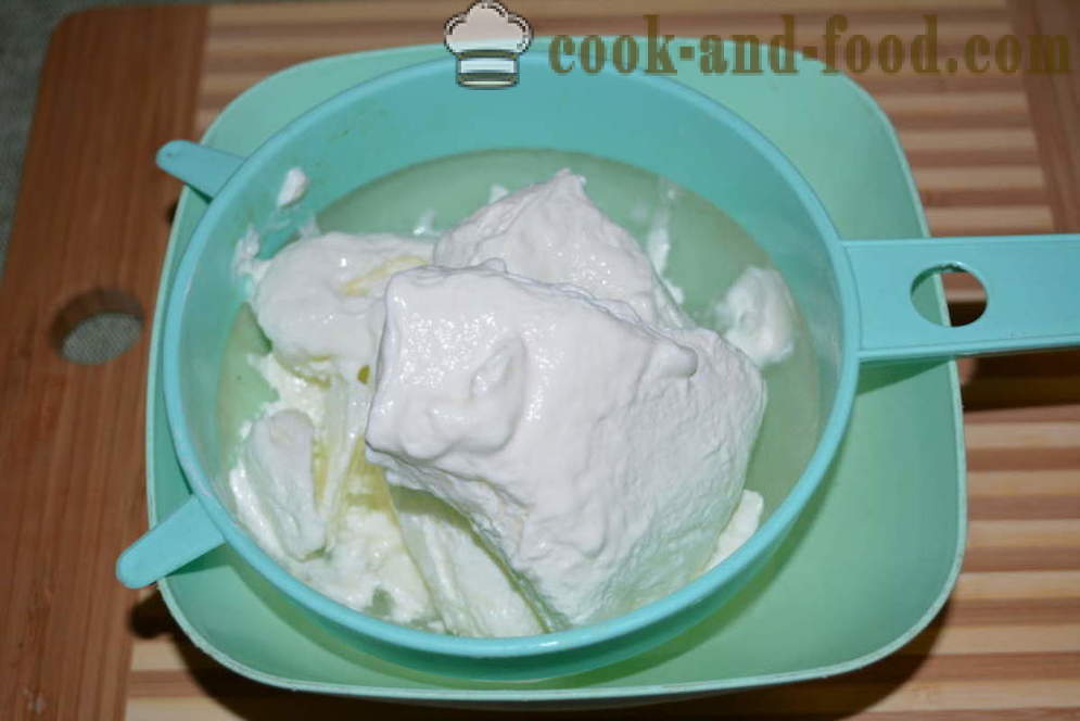 Cottage keso ng frozen yogurt - kung paano gumawa ng keso mula sa tindahan ng yogurt sa bahay, hakbang-hakbang recipe litrato