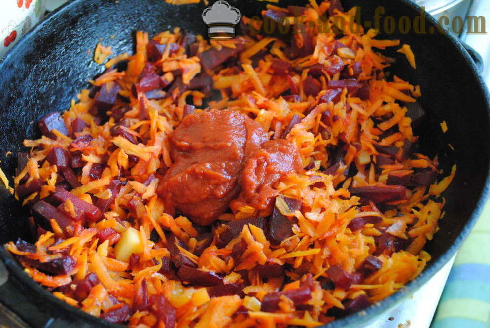 Borsch may beets, repolyo at karne - kung paano magluto sopas na may beets, na may isang hakbang-hakbang recipe litrato