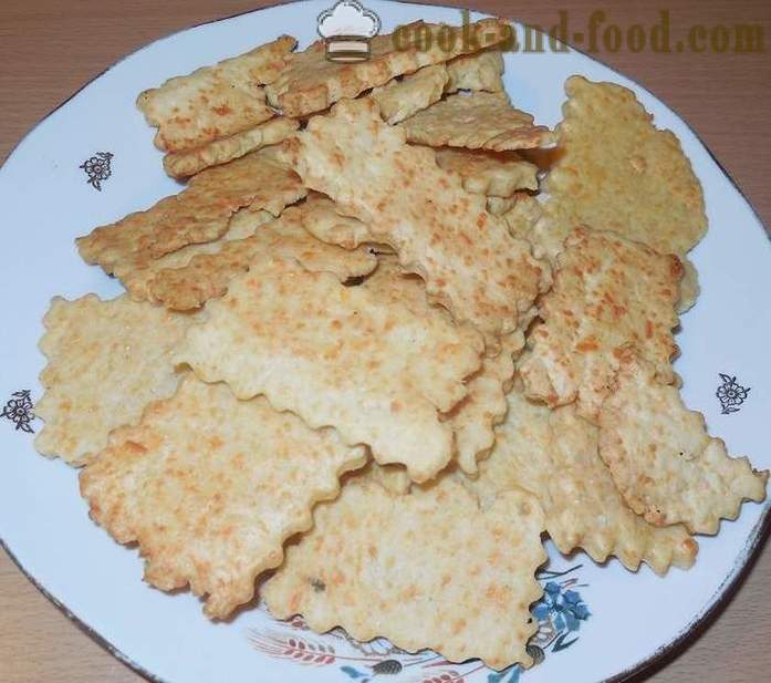 Salted crackers na may keso sa oven - kung paano gumawa ng keso biskwit, recipe na may larawan