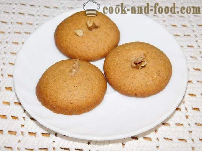 Honey cookies na may kanela at nuts nag-aapura - recipe na may mga larawan, hakbang-hakbang kung paano gumawa ng mga cookies honey