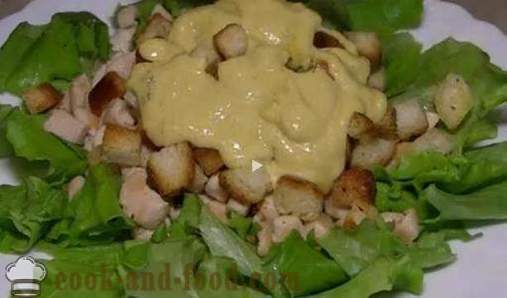 Caesar salad na may croutons - isang klasikong recipe na may mga larawan at video. Paano upang maghanda ng Caesar salad at salad dressing