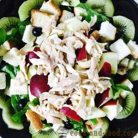 Para sa mga mahilig sa hindi pangkaraniwang sensations: kiwi salad at chicken - mga recipe ng video sa bahay