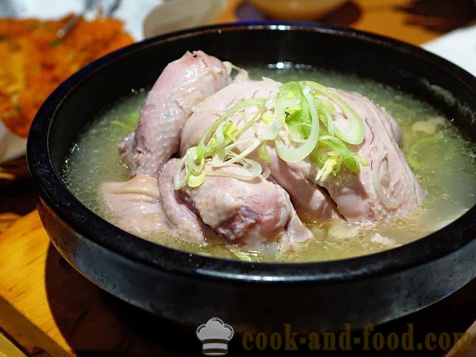 Recipe: Chicken pansit sopas