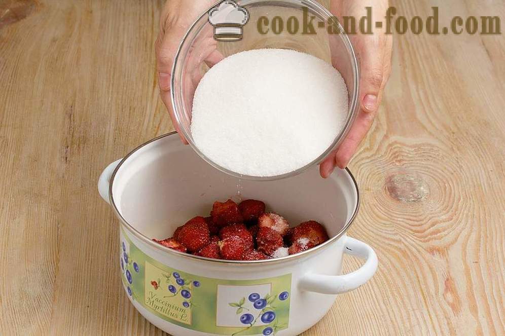 Strawberry jam: 5 bagong recipe