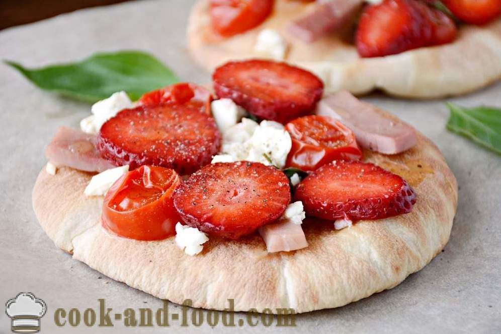 Pizza, sopas at cake na may strawberry para sa tanghalian - recipe ng video sa bahay
