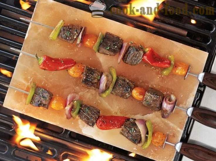 10 pinaka-orihinal na accessories para sa isang barbecue - mga recipe ng video sa bahay